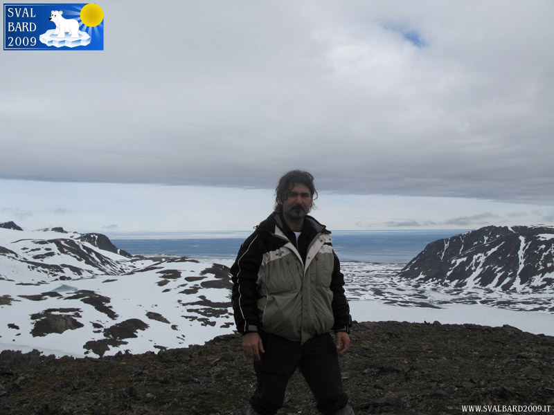 Immortalato nel paesaggio artico