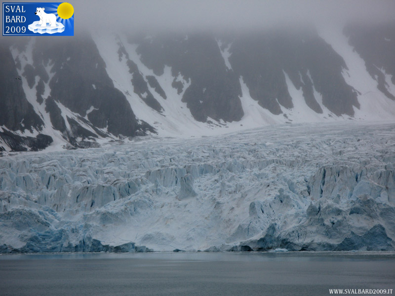 Ghiacciaio nel Liefdefjord -2